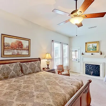 Pomegranate Leisure Villa